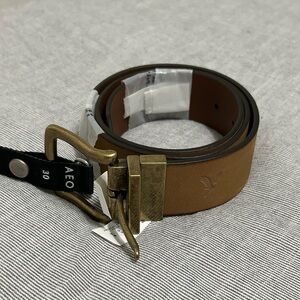 NWT American Eagle AEO Beige Reversible Leather Belt Mens 30
